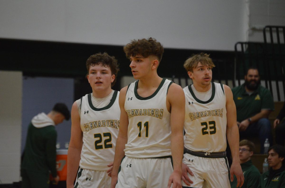 Elk Grove boys basketball counting on communication, teamwork in 2023-24 season